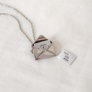 Colar Carta D'Amor Personalizada